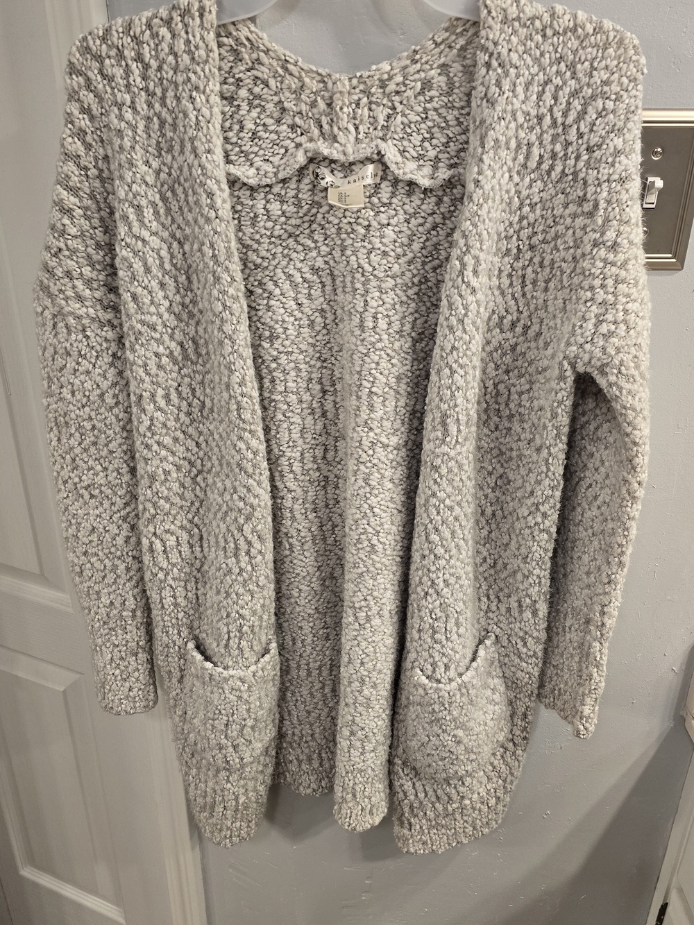 Kaisely Light Gray Bouclé Open-Front Cardigan with Pockets